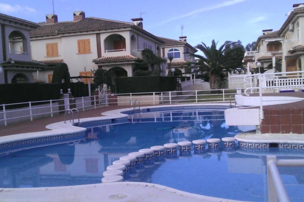 La Casa De La Palmera Apartment Torrevieja Ngoại thất bức ảnh